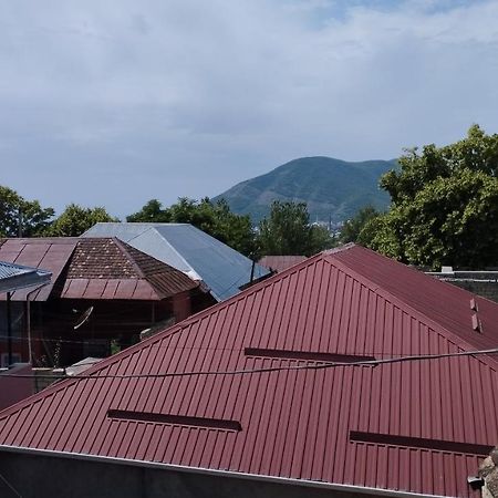 Ilham Mustafa Houses Sheki Luaran gambar