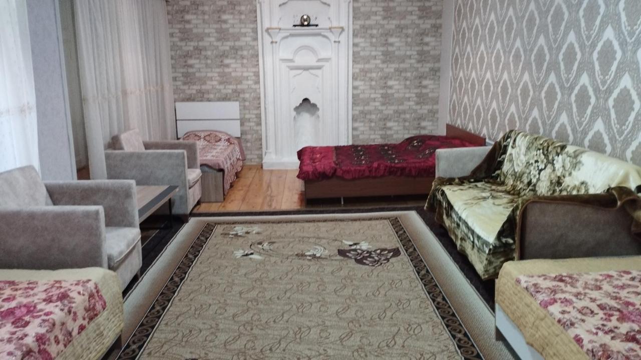Ilham Mustafa Houses Sheki Luaran gambar