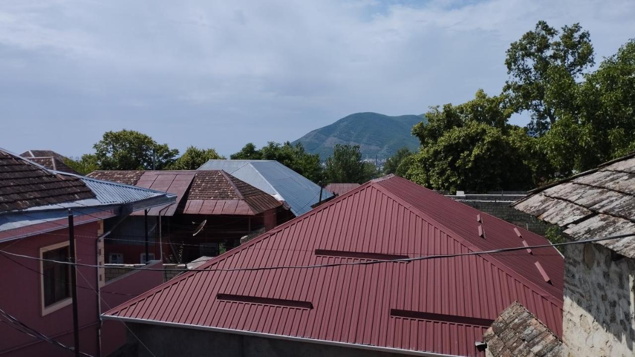 Ilham Mustafa Houses Sheki Luaran gambar